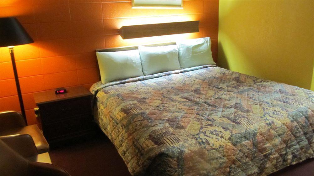 Guest House Motel Carthage Exterior foto